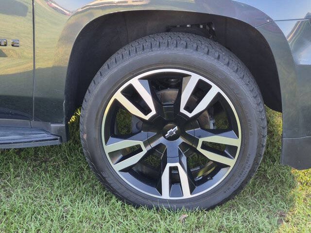 Used 2020 Chevrolet Tahoe LT w/ RST Edition AWD/4WD image 10