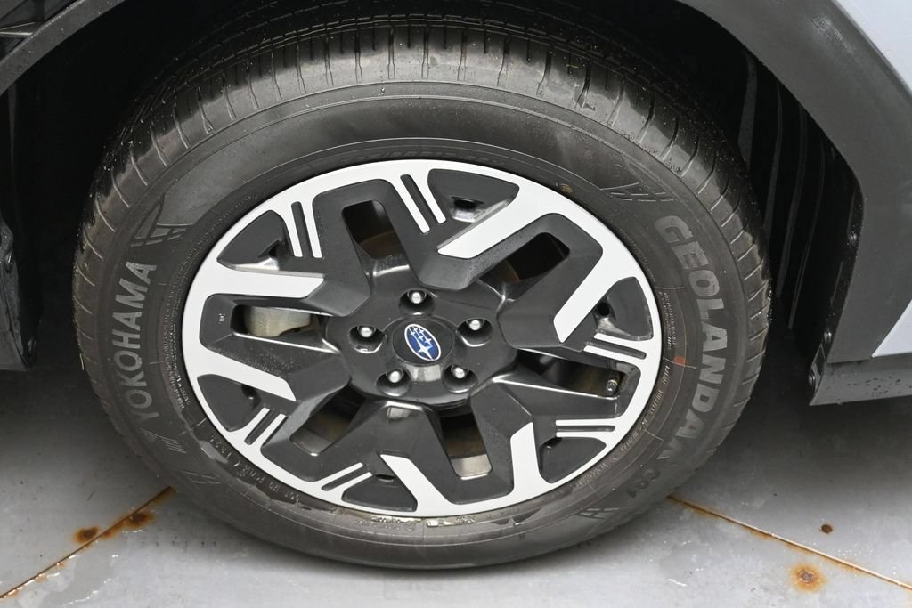 Certified 2025 Subaru Forester Premium AWD/4WD image 10