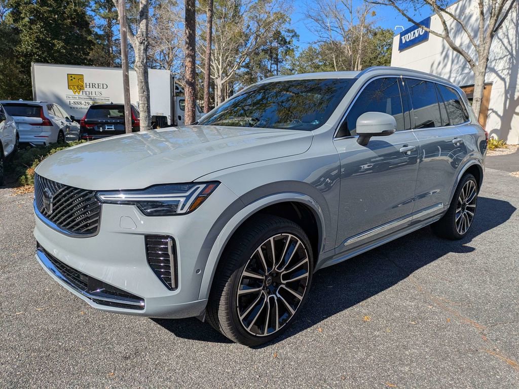 New 2025 Volvo XC90 B6 Ultra image 8