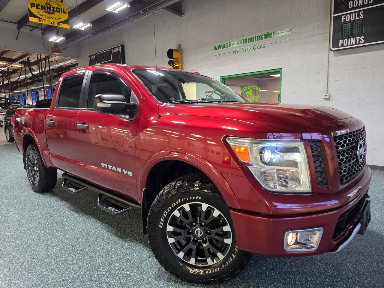 Used 2019 Nissan Titan PRO-4X AWD/4WD image 14