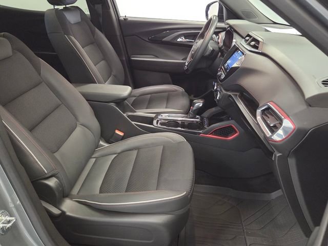 Used 2023 Chevrolet TrailBlazer RS w/ Sun and Liftgate Package image 15