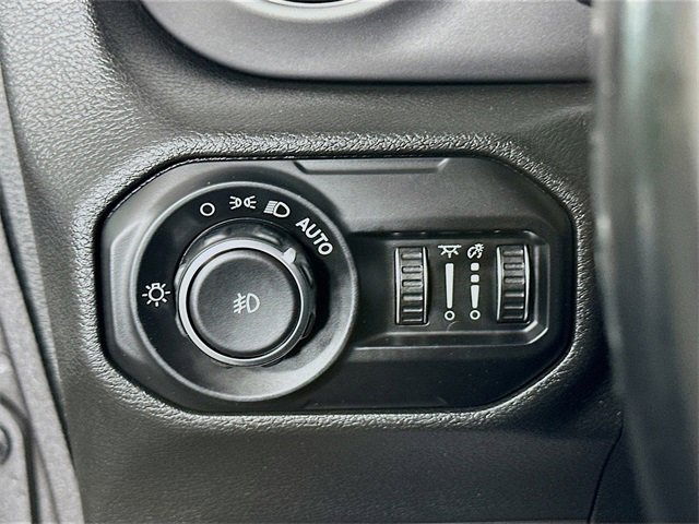 Used 2021 Jeep Wrangler Sport image 10