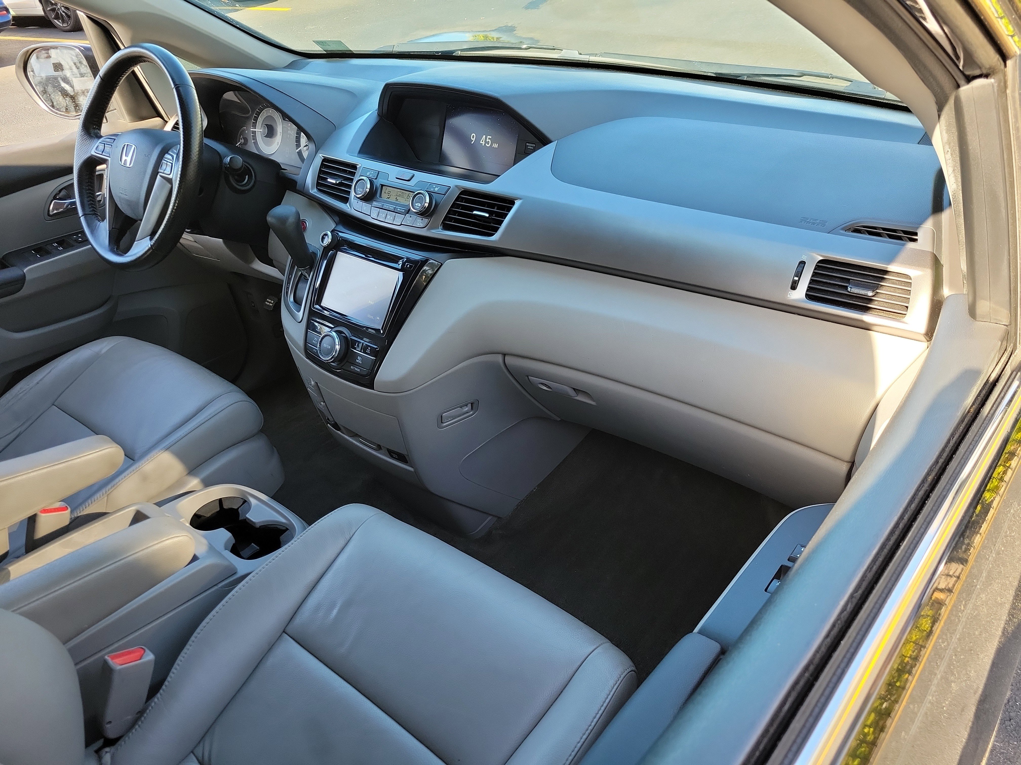 Used 2015 Honda Odyssey EX-L image 12