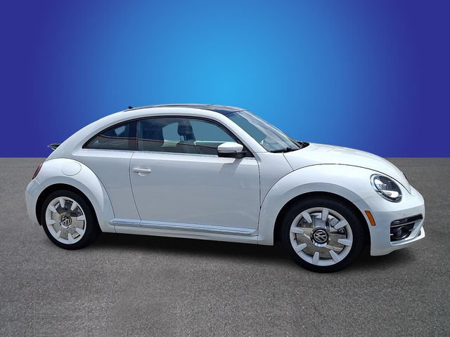 Used 2018 Volkswagen Beetle 2.0T SE FWD image 3