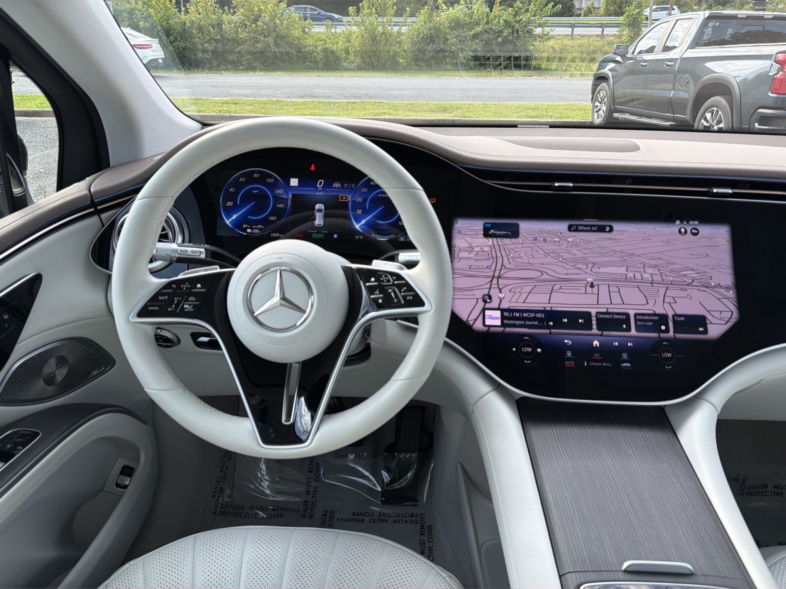 Used 2023 Mercedes-Benz EQS 580 4MATIC SUV image 16