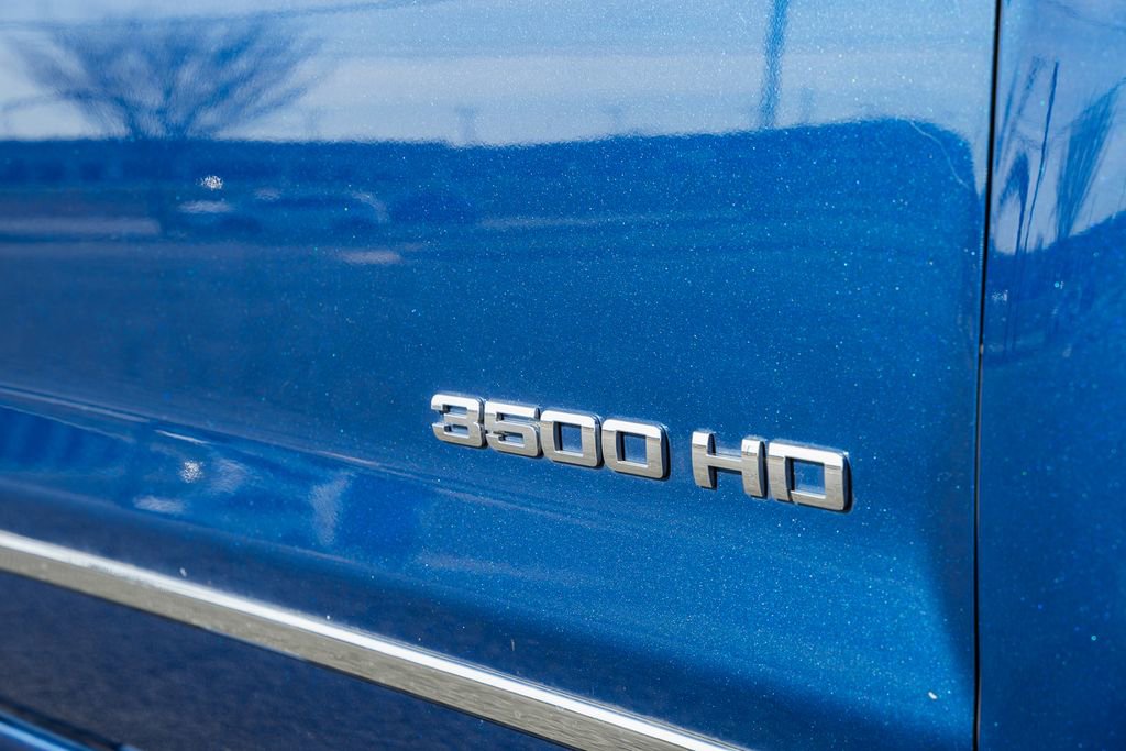 Used 2019 Chevrolet Silverado 3500 LTZ w/ Duramax Plus Package image 17
