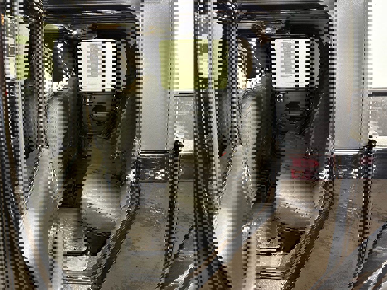 Used 2022 Jeep Gladiator Sport image 10