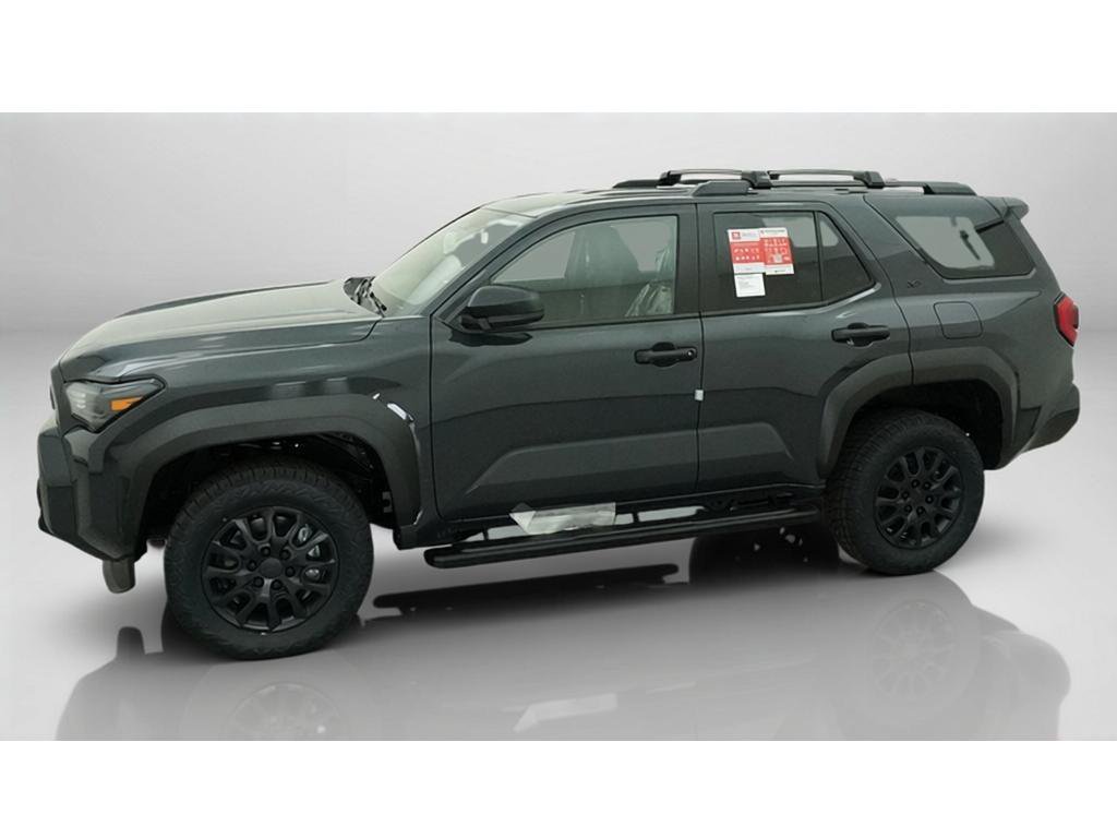 New 2026 Toyota 4Runner SR5 AWD/4WD image 2