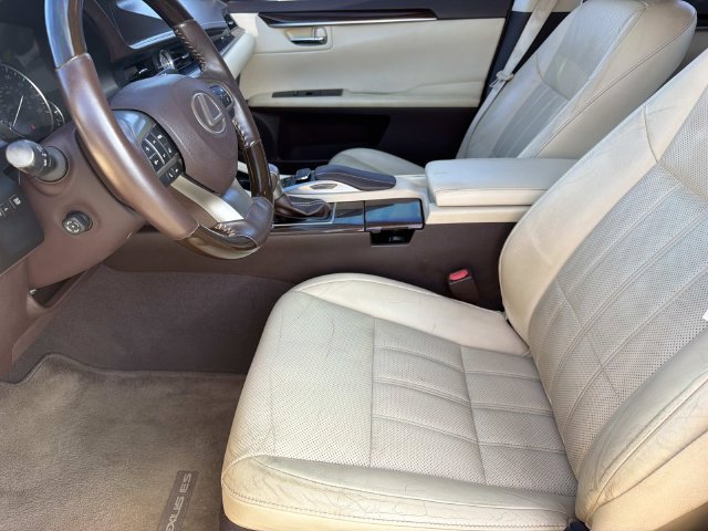 Used 2017 Lexus ES 350 w/ Luxury Package FWD image 15