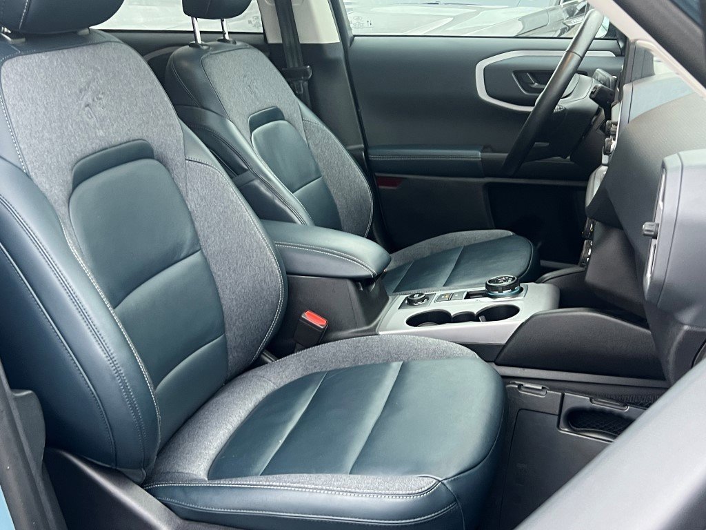 Used 2023 Ford Bronco Sport Outer Banks w/ Tech Package image 8