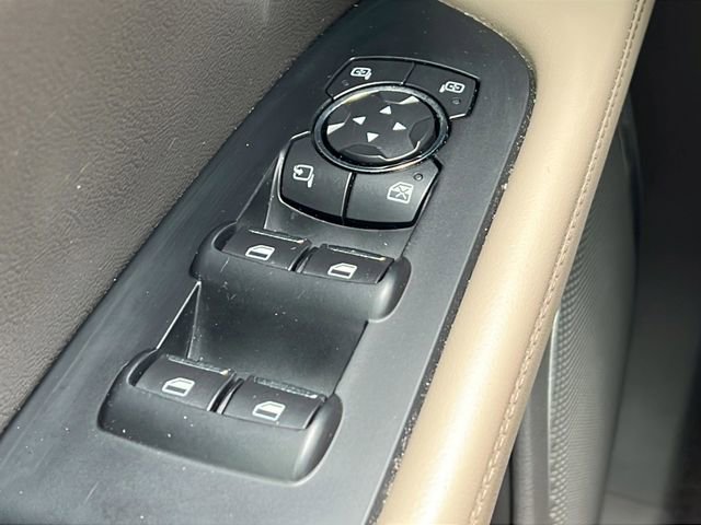 Used 2022 Lincoln Nautilus FWD w/ Premium Package image 19