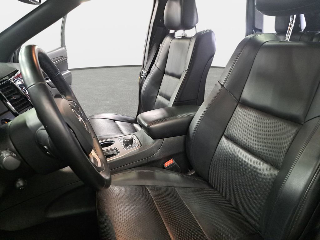 Used 2020 Jeep Grand Cherokee Limited w/ Luxury Group II AWD/4WD image 16