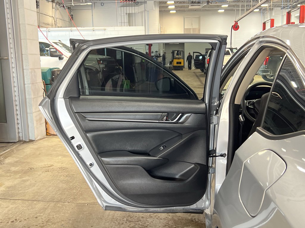 Used 2021 Honda Accord LX image 31