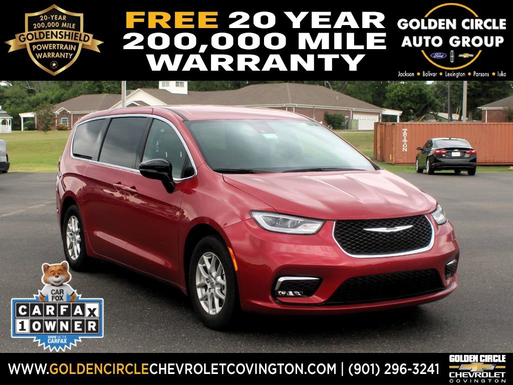 Used 2025 Chrysler Pacifica Select FWD image 1