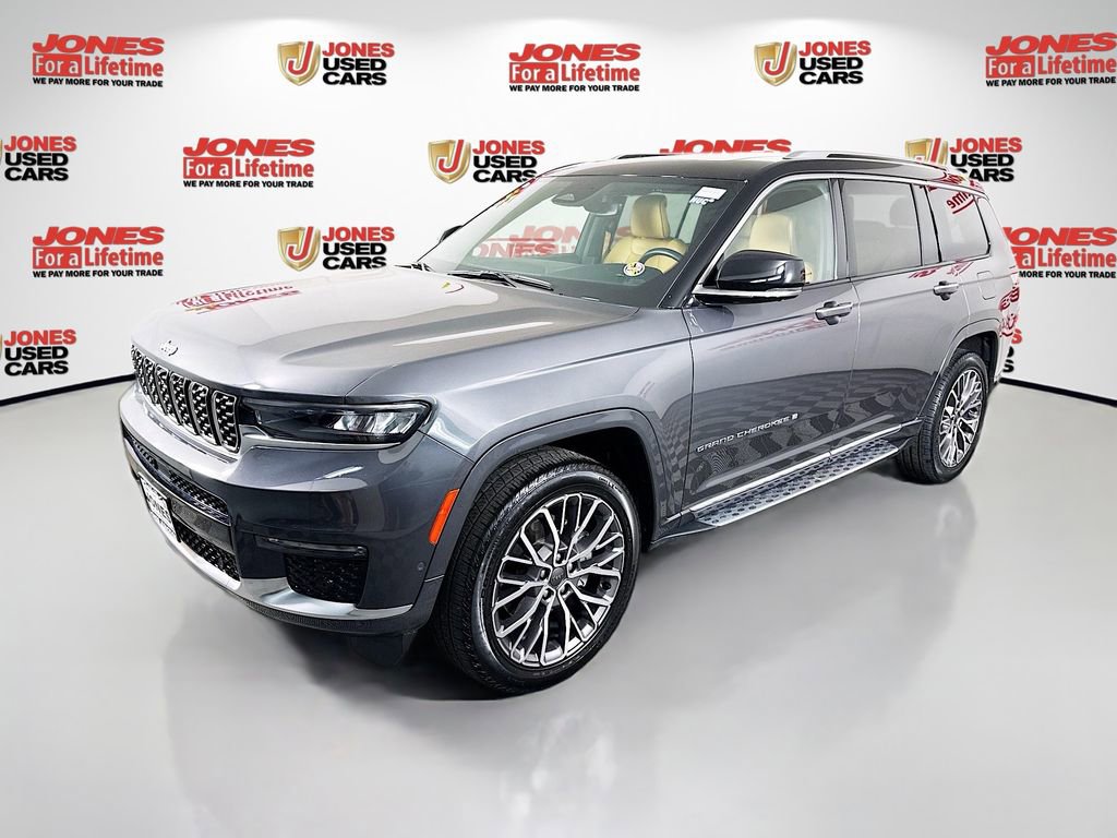 Used 2023 Jeep Grand Cherokee L Summit AWD/4WD image 16