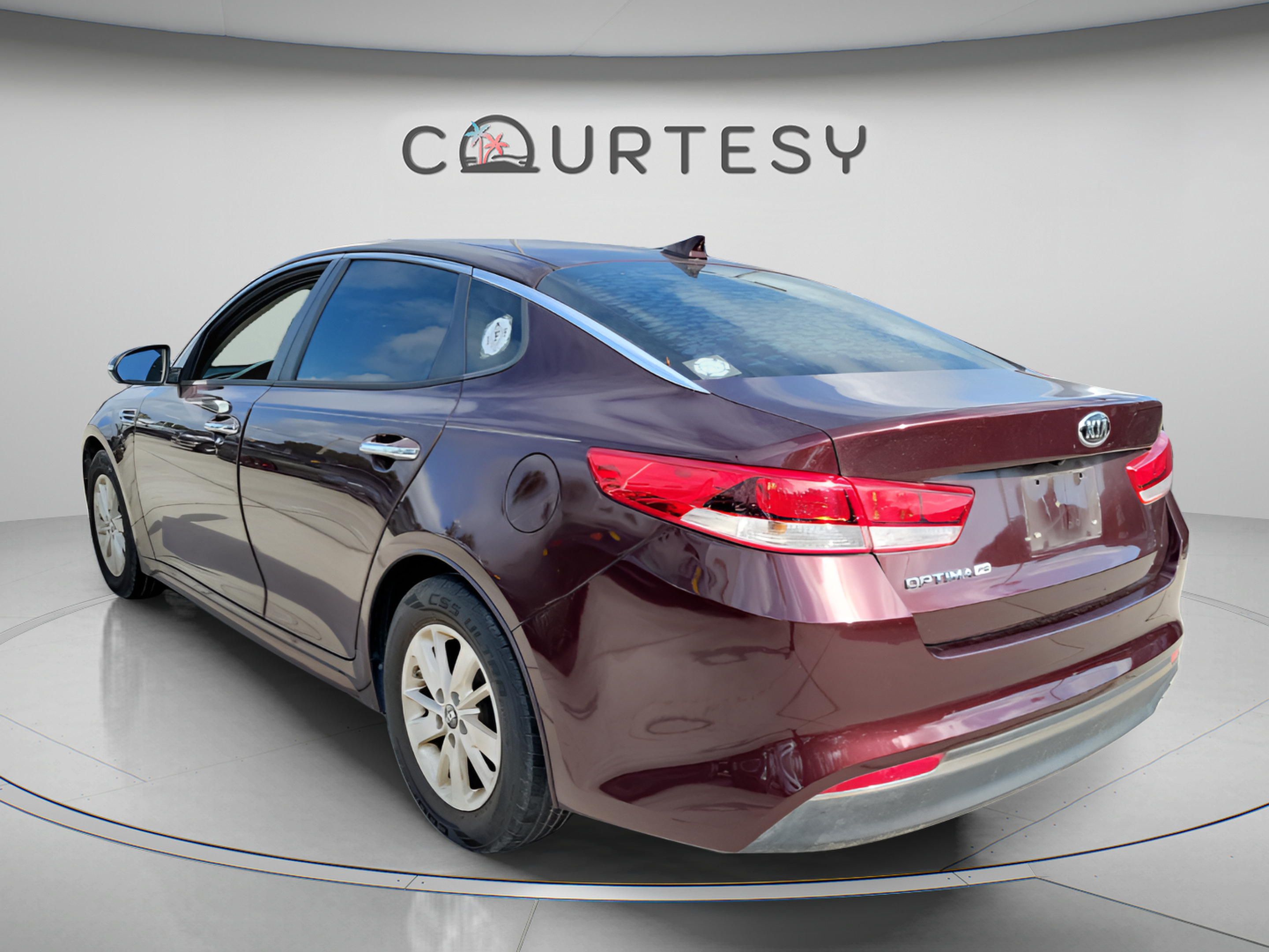Used 2017 Kia Optima LX w/ Driver Convenience Package FWD image 2