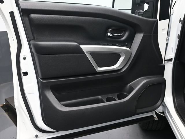 Used 2024 Nissan Titan SV w/ SV Convenience Package image 22