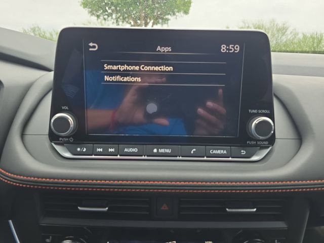 Used 2025 Nissan Rogue SV image 22