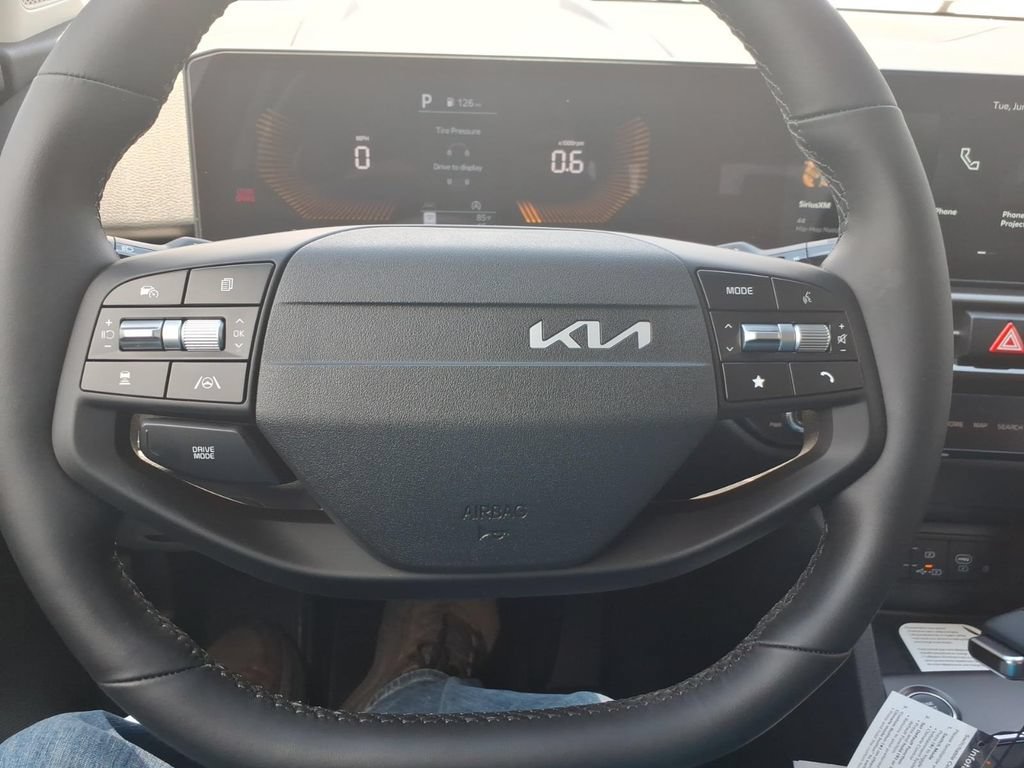 New 2026 Kia Sportage EX FWD image 25
