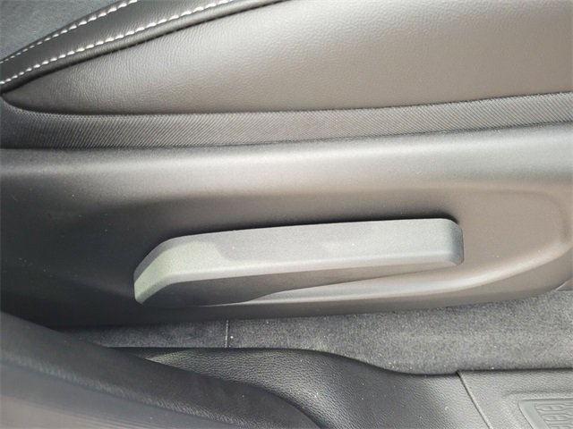 New 2025 Jeep Grand Cherokee Altitude image 17