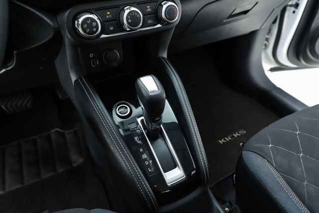 Used 2018 Nissan Kicks S FWD image 27