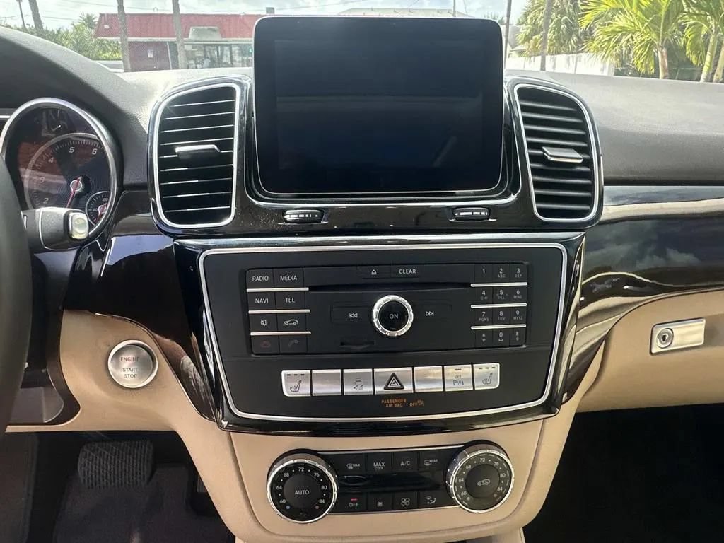 Used 2016 Mercedes-Benz GLE 350 image 24