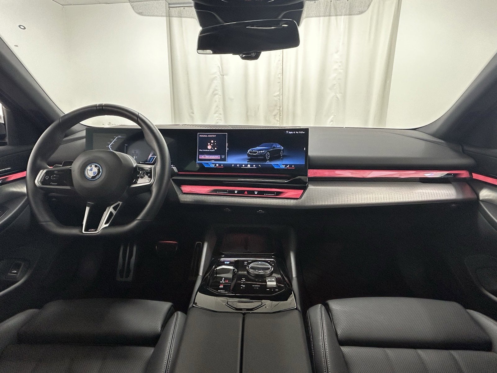 Used 2024 BMW i5 eDrive40i w/ M Sport Package image 8