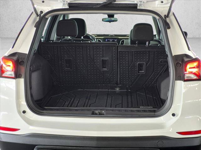 Used 2024 Chevrolet Equinox LS w/ Sport Edition FWD image 6