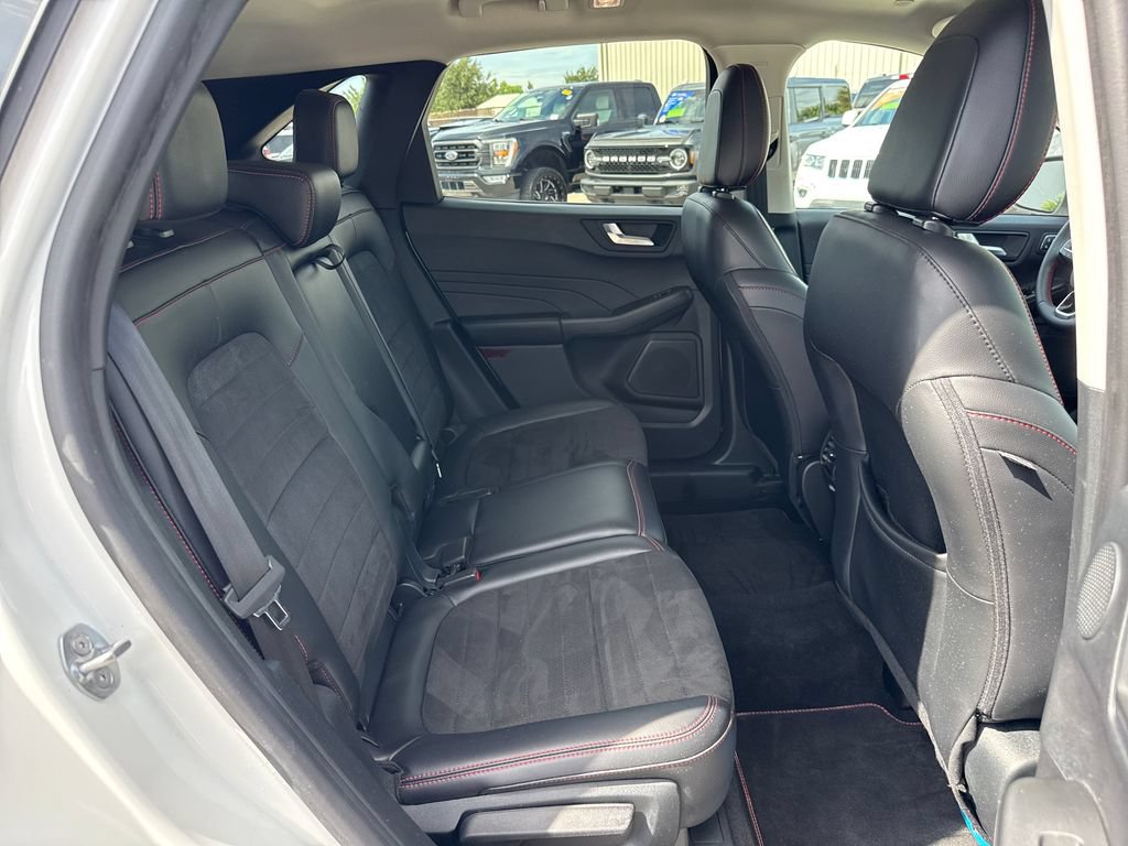 Used 2022 Ford Escape SEL w/ SEL Stealth AWD Package image 27