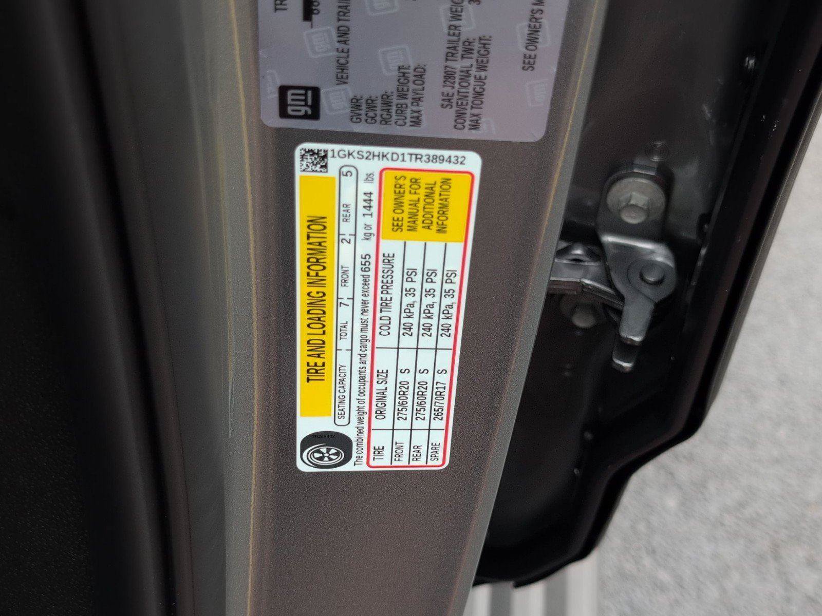 New 2026 GMC Yukon XL AT4 w/ AT4 Premium Plus Package AWD/4WD image 15