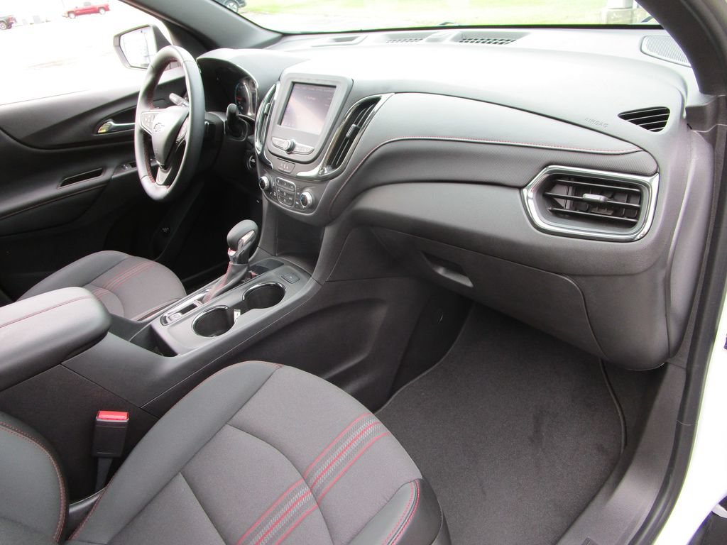 Used 2024 Chevrolet Equinox RS FWD image 32