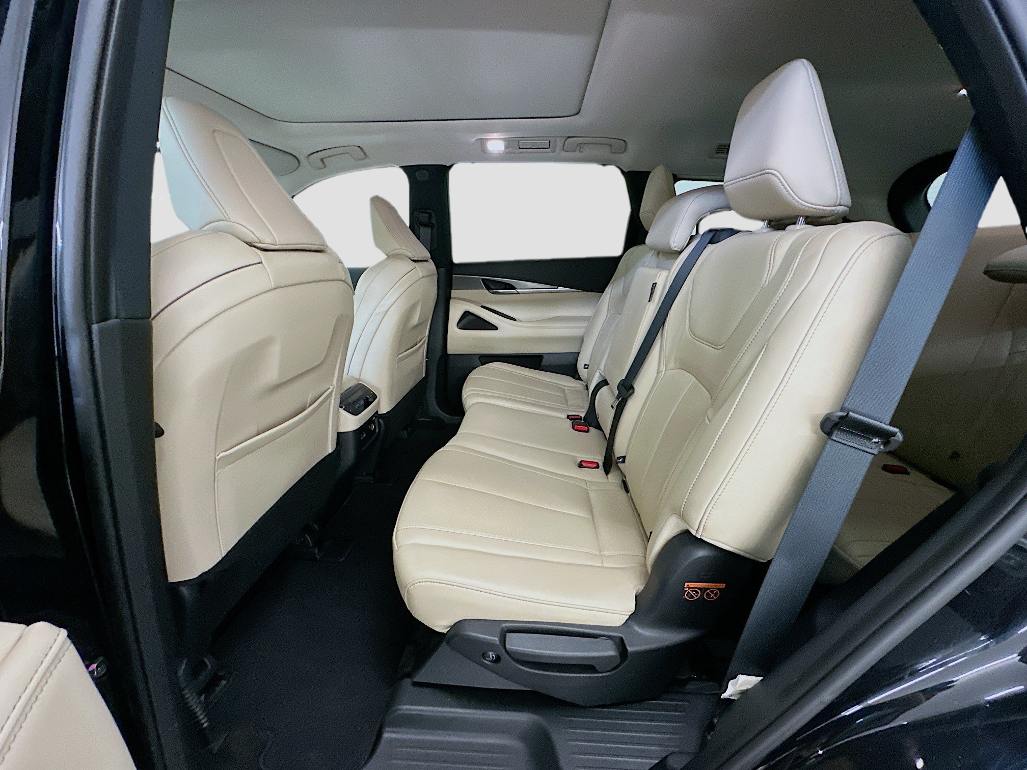 Used 2023 INFINITI QX60 Luxe w/ Cargo Package AWD/4WD image 30