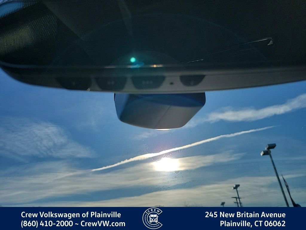 New 2026 Volkswagen Tiguan SE R-Line image 5