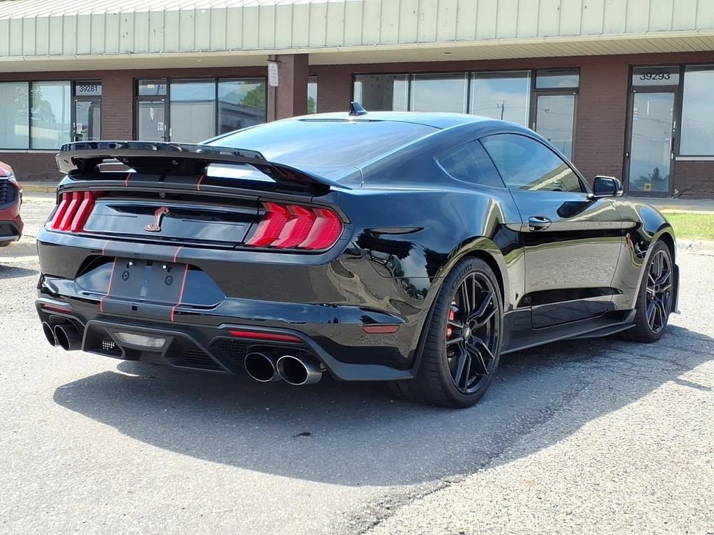 Used 2021 Ford Mustang Shelby GT500 w/ Technology Package RWD image 5
