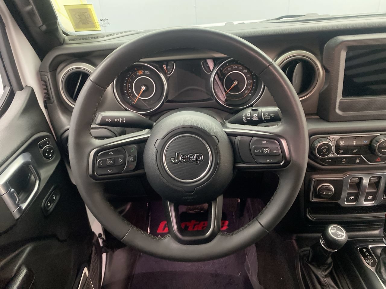Used 2023 Jeep Wrangler Sport AWD/4WD image 16