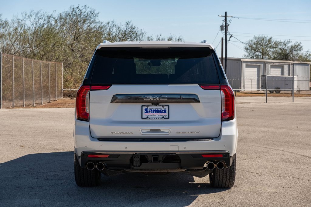 Used 2023 GMC Yukon XL Denali Ultimate w/ LPO, Floor Liner Package image 6