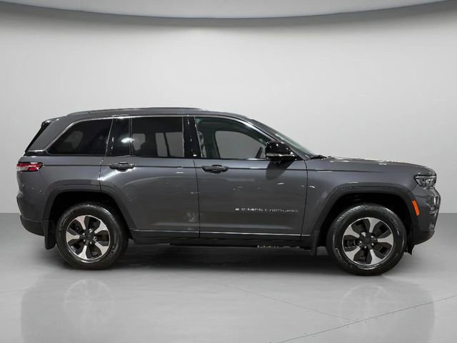 Used 2024 Jeep Grand Cherokee Limited 4xe w/ Luxury Tech Group II image 2