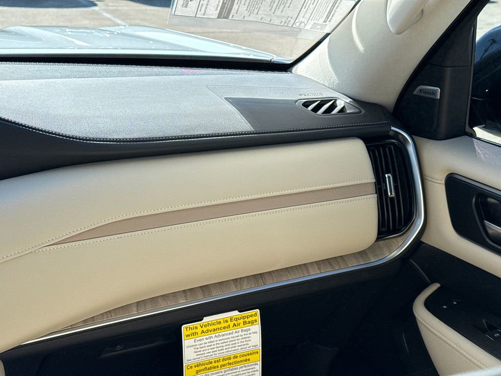 New 2026 Nissan Armada Platinum image 17