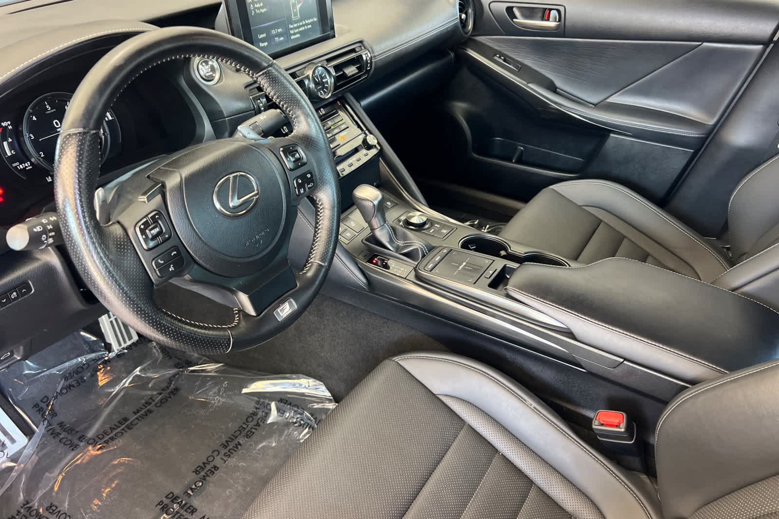 Used 2024 Lexus IS 350 F Sport RWD image 11