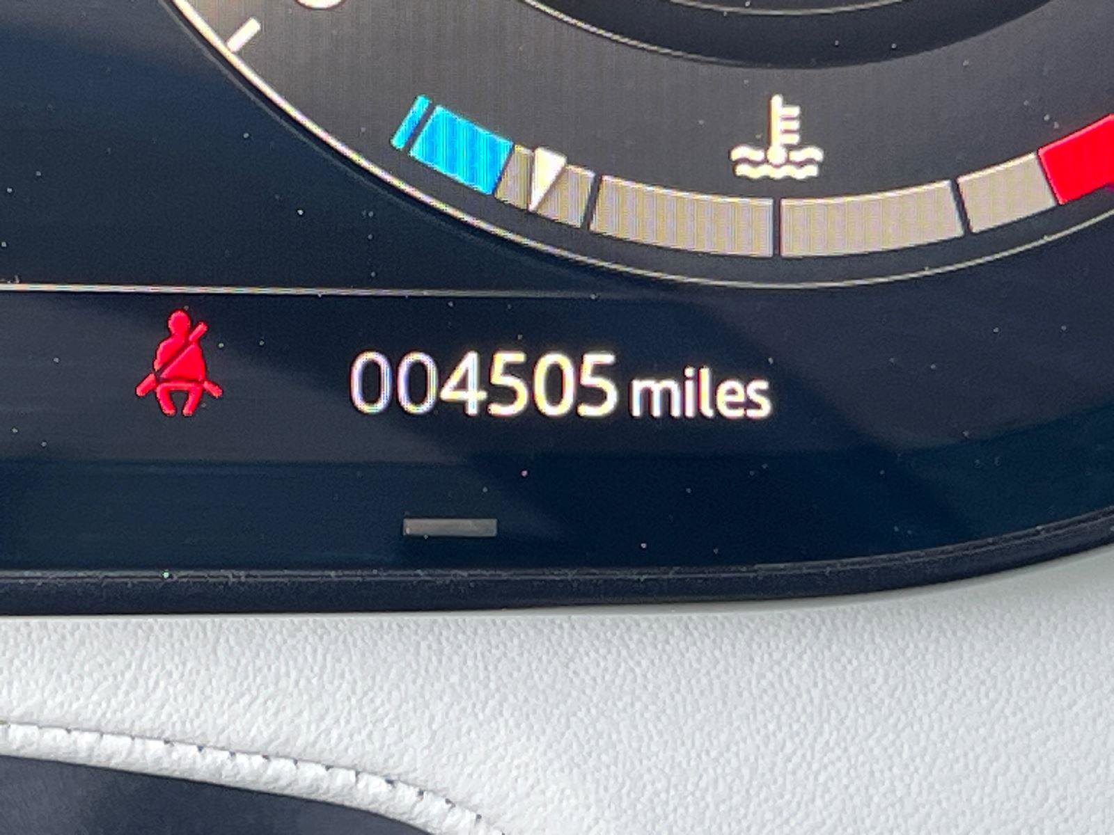 Used 2024 Land Rover Range Rover Sport SE image 28