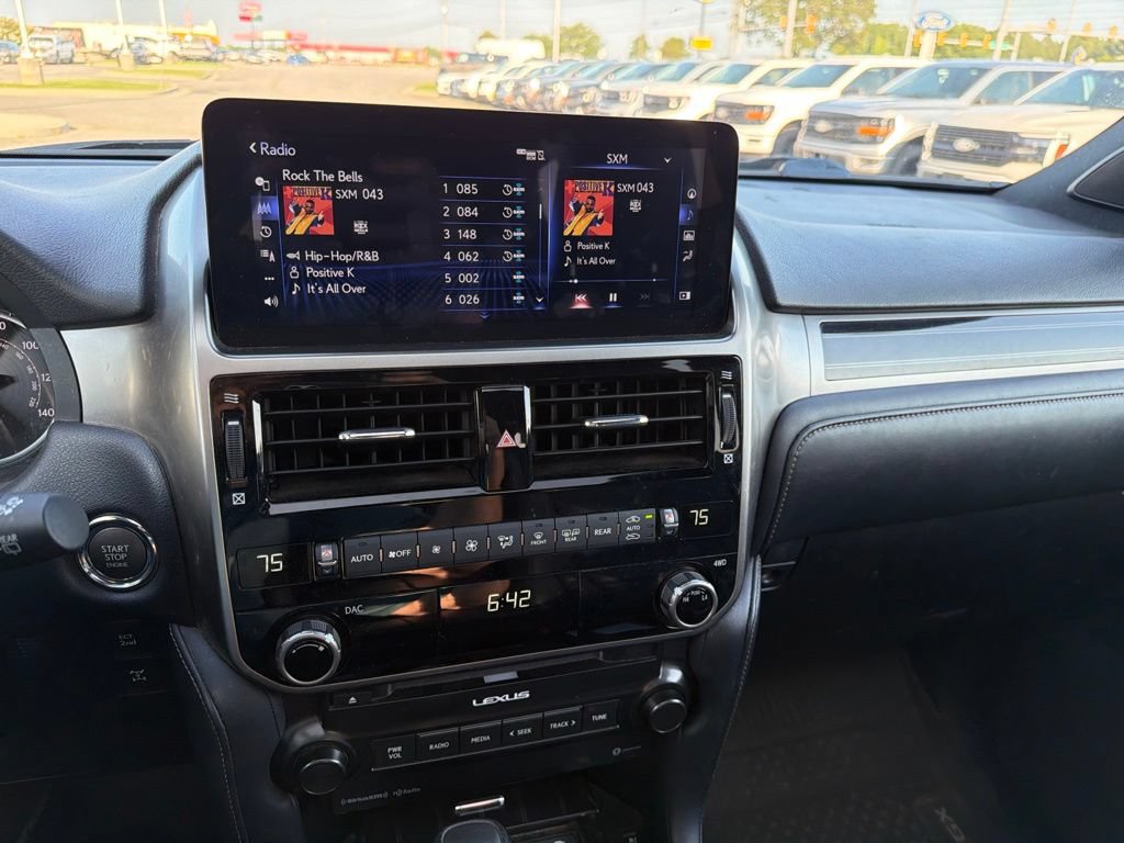 Used 2023 Lexus GX 460 Premium w/ Premium Package AWD/4WD image 14