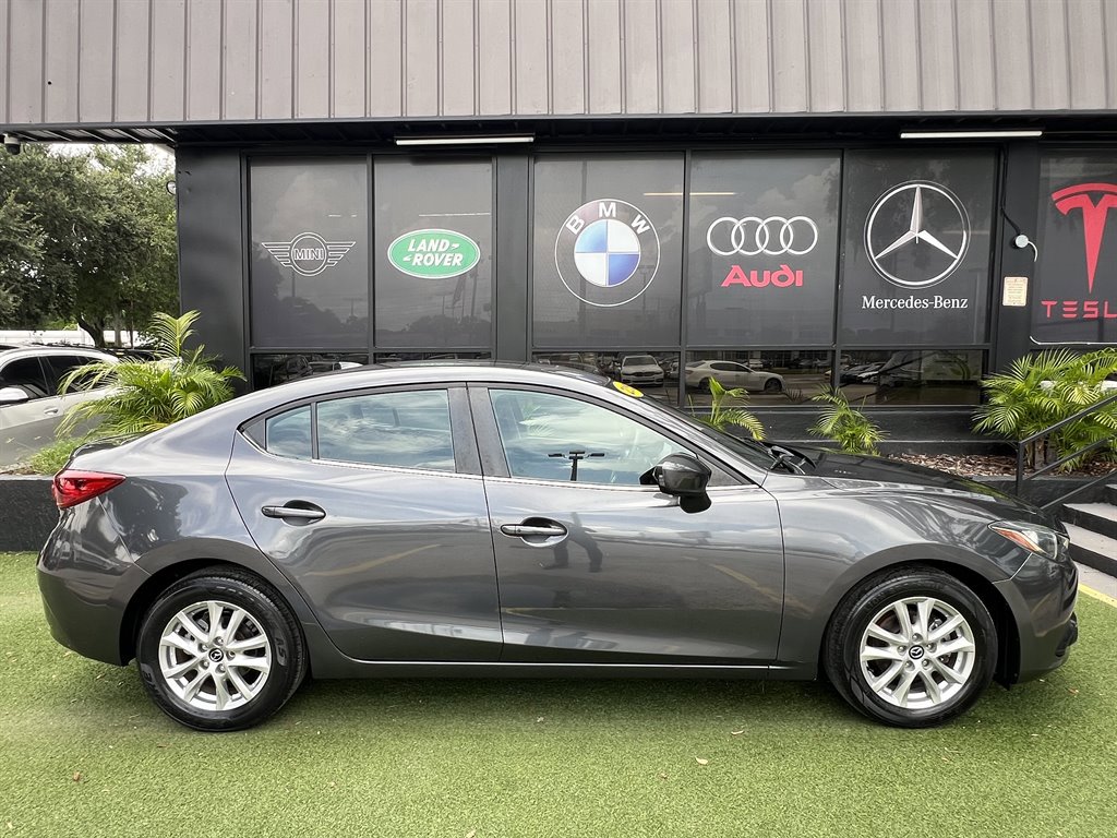 Used 2015 MAZDA MAZDA3 i Touring w/ Technology Package image 8