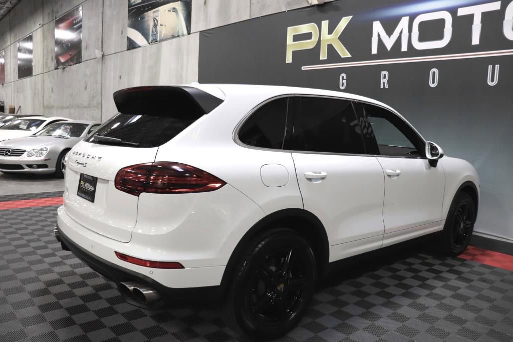 Used 2018 Porsche Cayenne S image 9