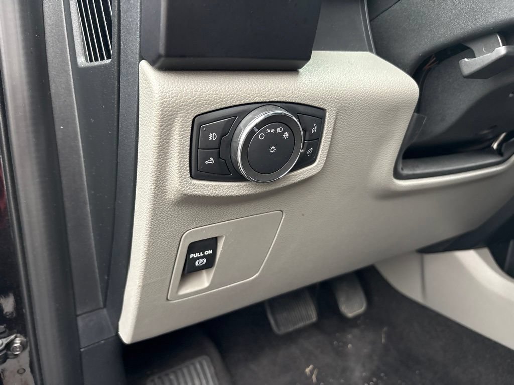 Used 2019 Ford F150 XL w/ Equipment Group 101A Mid AWD/4WD image 16
