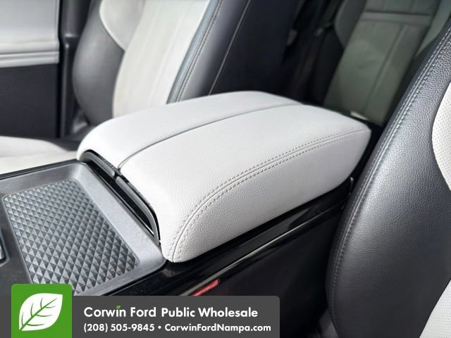 Used 2020 Land Rover Range Rover Evoque First Edition AWD/4WD image 23