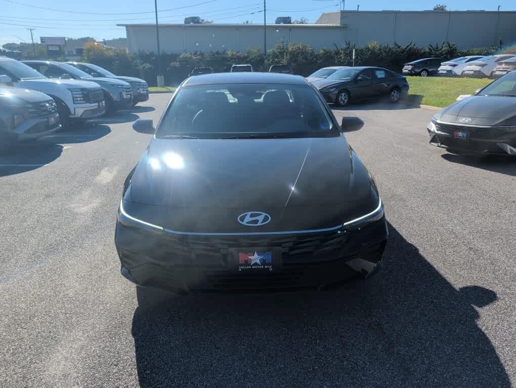New 2026 Hyundai Elantra SE FWD image 13