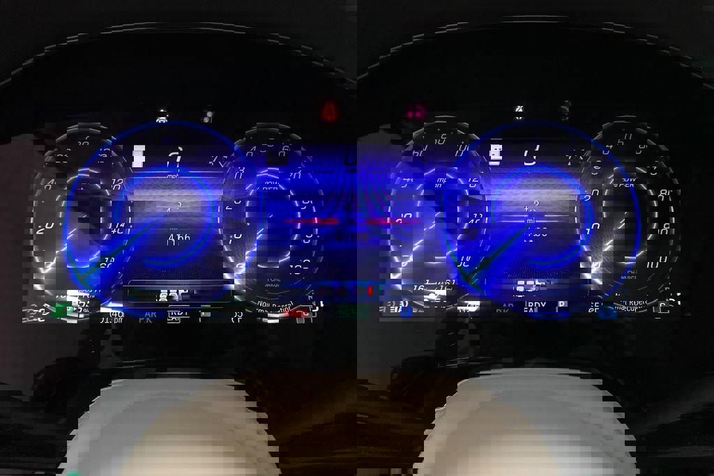 Used 2023 Mercedes-Benz EQS 580 4MATIC SUV image 16