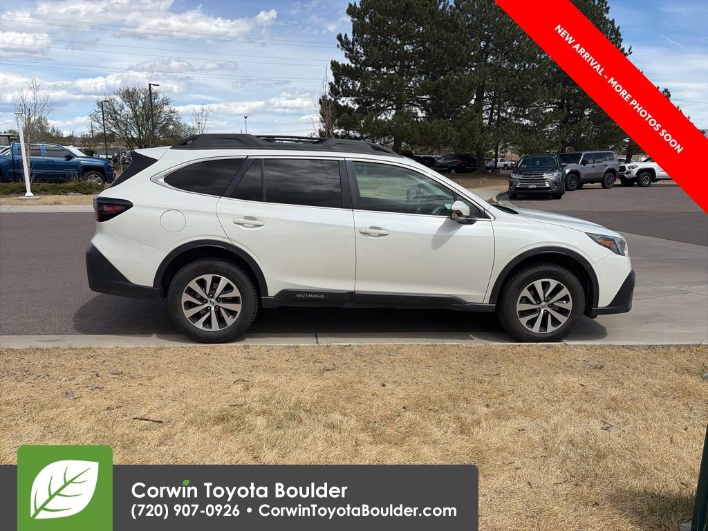 Used 2021 Subaru Outback Premium image 8
