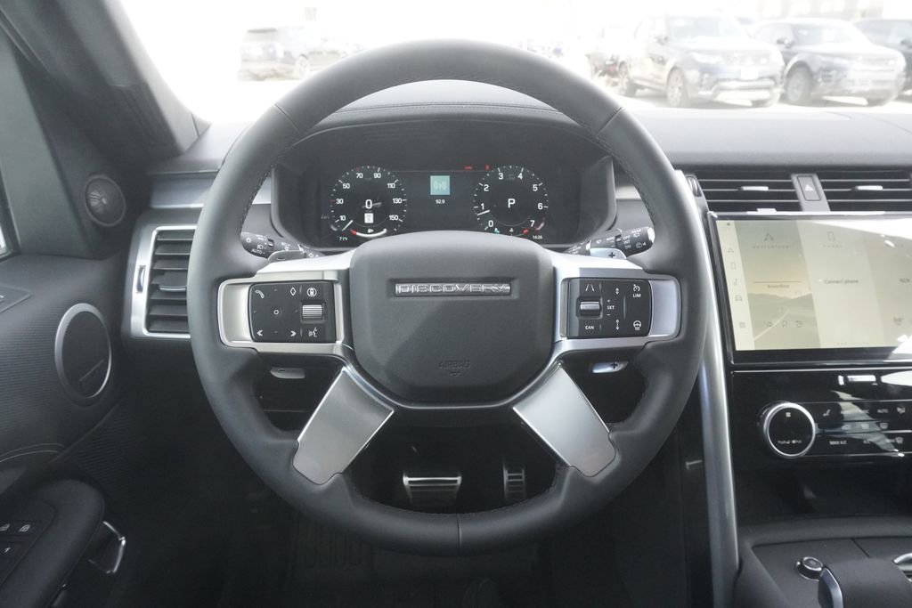 New 2026 Land Rover Discovery Limited Edition image 10