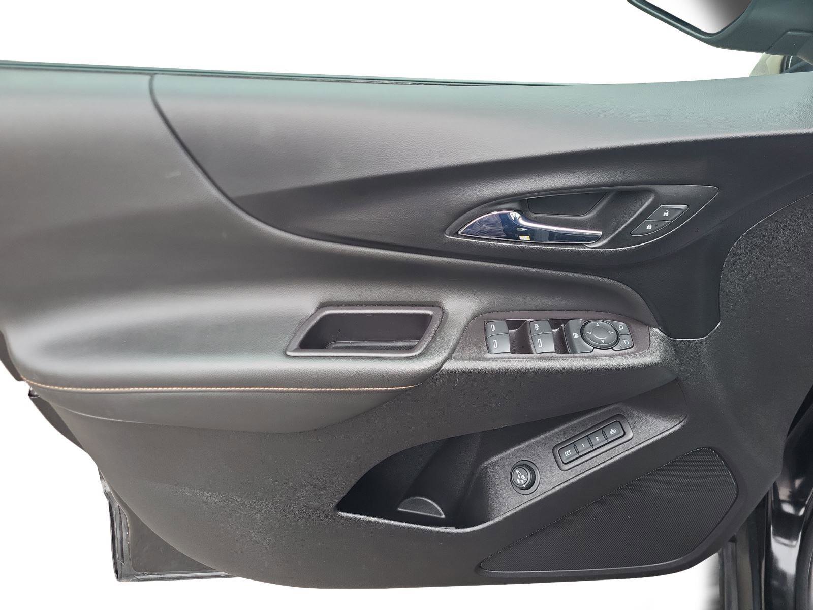 Used 2020 Chevrolet Equinox Premier image 9